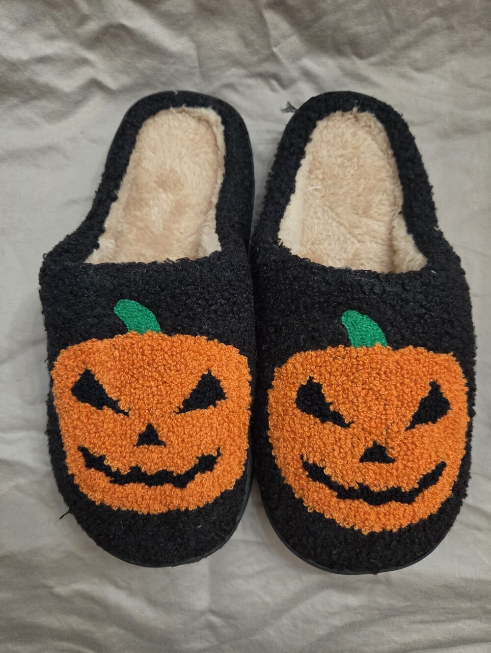 Size 38/39, US Women's 7.5-8.5 Pumpkin Slip-On Cozy Slippers - Black and Orange